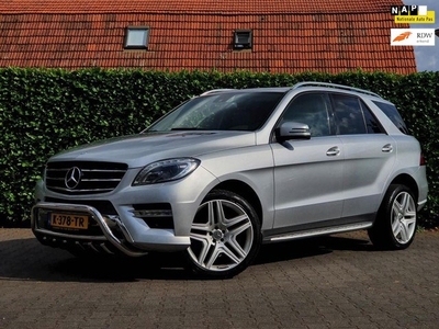 Mercedes-Benz ML 350 / Automaat / Schuifdak / Trekhaak /