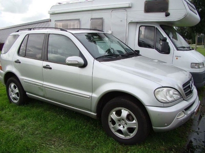 Mercedes-Benz ML-klasse 270 cdi , Grijs kent , 2003 , €3999!