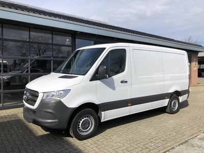 Mercedes-Benz Sprinter 316 CDI L2H1 RWD 163PK