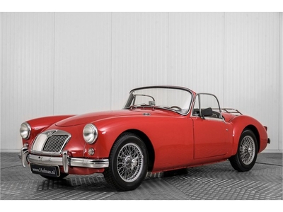 MG A MGA1500 compleet met softtop en hardtop (bj 1956)