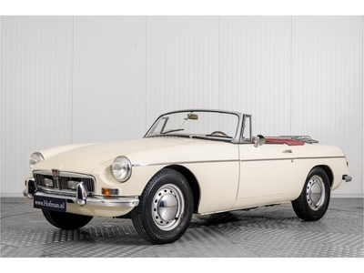 MG B MGB 1.8 Roadster lepeldeur (bj 1964)