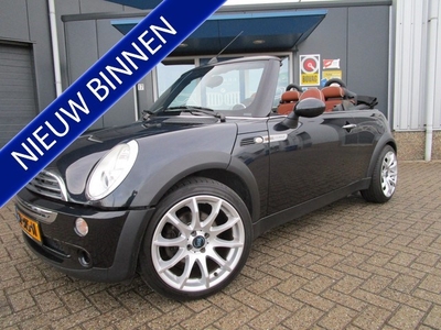 MINI Cabrio 1.6 Cooper Sidewalk 116PK (bj 2007)