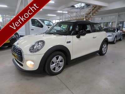 MINI Mini 1.5 Cooper Business Airco Navi (bj 2016)