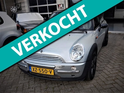 Mini Mini 1.6 Cooper Chili One/Airco/Panoramadak/17''Velgen/APK Nieuwe