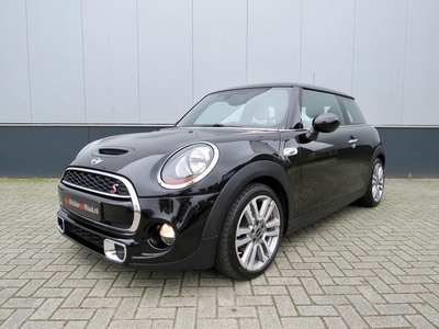 Mini Mini 2.0 Cooper S Chili Serious Business *Navi*Vol leer