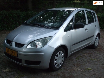 Mitsubishi Colt 1.1 airco 5 deurs grijs