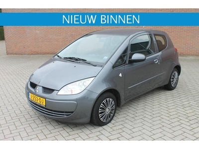 Mitsubishi Colt CZ3 1.3 Invite AUTOMAAT!