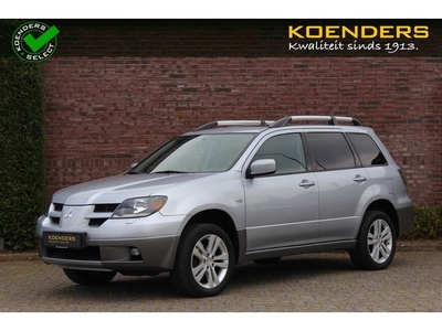 MITSUBISHI Outlander 2.4 MPI 4WD AUT Intro