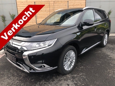 Mitsubishi Outlander 2.4 PHEV Instyle - 2500 euro voorraad