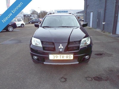 Mitsubishi Outlander Sport 2.4 4WD Invite Scott (bj 2007)