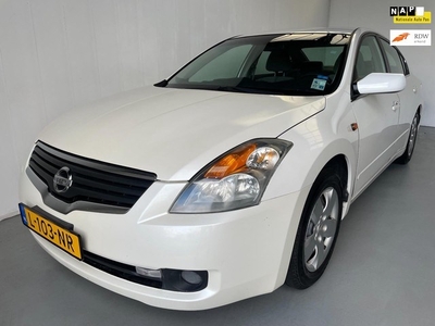 Nissan ALTIMA 2.5 V6 Automaat Keyless go Airco Cruise