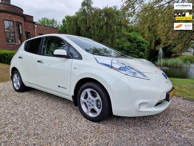 Nissan LEAF Base 24 kWh NL-auto (thuis lader)