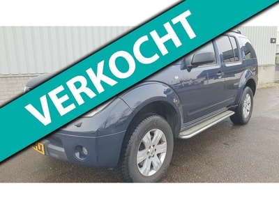 Nissan Pathfinder 2.5 dCi SE Comfort