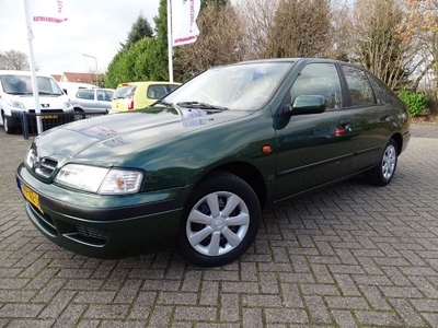 Nissan Primera 2.0i SLX Airco !! 194.000km - Nieuwstaat !!