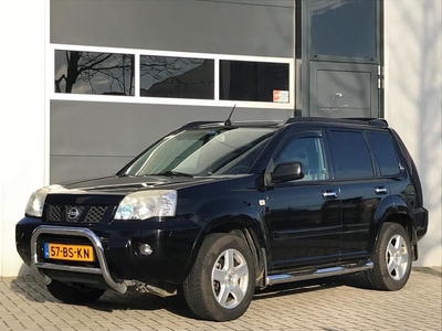 Nissan X-Trail 2.2 dCi Sport navi clima cruise