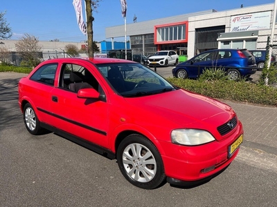 Opel Astra 1.6 Sport