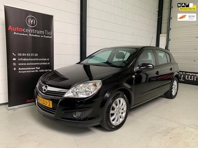 Opel Astra 1.6 Temptation * 5 DEURS * BWJ 2010!! * Airco *