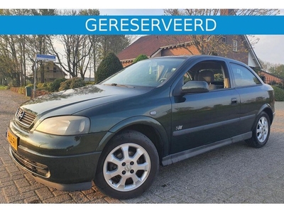 Opel Astra 1.6i GL Coupé met Airco en Vele Opties