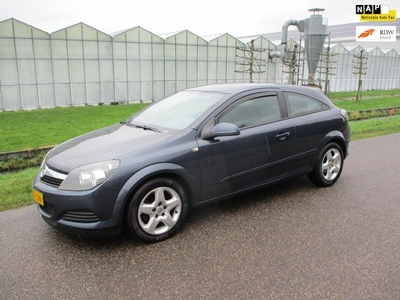 Opel Astra GTC 1.4 Business