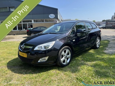 Opel Astra Sports Tourer 1.6 Turbo Cosmo