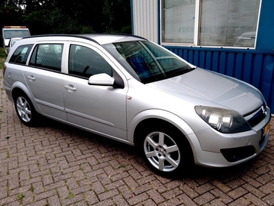 Opel Astra Wagon 1.6 Essentia Airco/Navigatie/Cruise