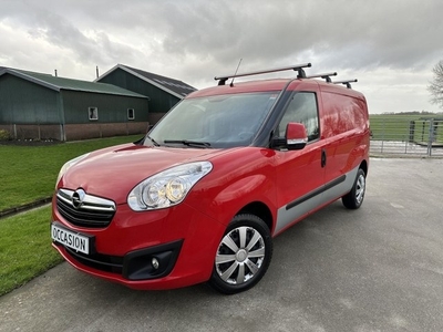 Opel Combo 1.3 CDTi L2H1 SPORT NW KOPPELING CRUISE