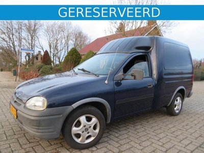 Opel Combo 1.4i SE 82pk Benzine met Slechts 156000 km !