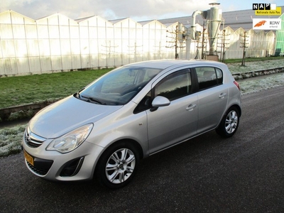 Opel Corsa 1.2-16V Cosmo 5 Drs