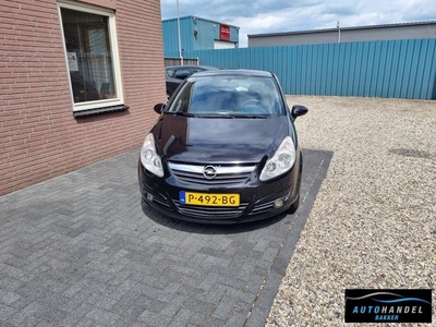 Opel Corsa 1.2-16V Cosmo