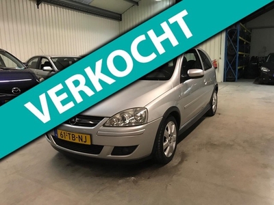 Opel Corsa 1.2-16V Silverline AIRCO/NAP/APK