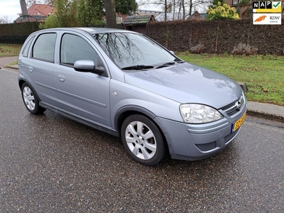 Opel Corsa 1.2-16V Silverline *Easytronic Automaat, APK