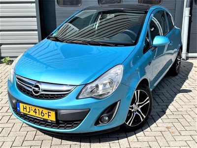 Opel Corsa 1.4-16V COLOR EDITION