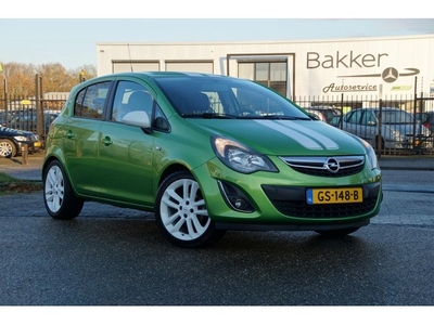 Opel Corsa 1.4-16V Design Edition navigatie cruise