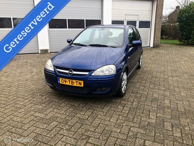 Opel Corsa 2006 1.2-16V Silverline Nieuwe APK!