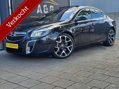 Opel Insignia 2.8 T OPC 4x4/Led/Panorama/20Inch/Recaro/325PK