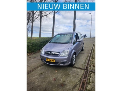 Opel Meriva 1.4-16V Cosmo