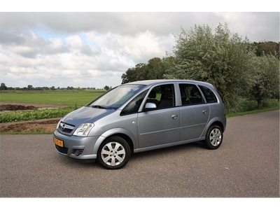 Opel Meriva 1.6-16V Temptation AUTOMAAT AIRCO AFNEEMBARE