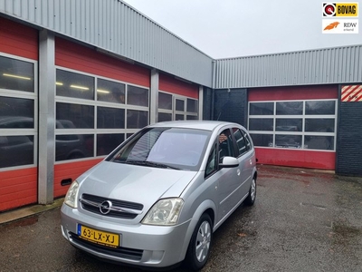 Opel Meriva 1.8-16V Cosmo met Airco en Trekhaak