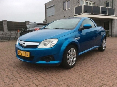 Opel Tigra TwinTop 1.4-16V Sport airco nap 116000 km