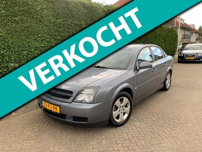 Opel Vectra 1.8-16V Comfort 1 jaar apk ( AIRCO !!! )