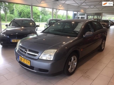 Opel Vectra 2.2-16V Basis