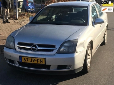 Opel Vectra 2.2-16V Elegance