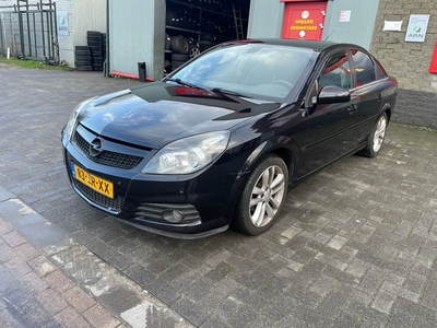 Opel Vectra GTS 2.2-16V Executive