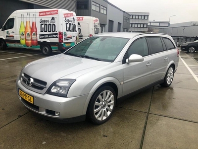 Opel Vectra Stationwagon 1.9 CDTi 150pk Cosmo