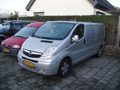 Opel Vivaro 2.0 CDTI 84KW 2.9T L2H1 lees de advertentie!!