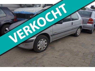 Peugeot 106 1.1 Accent apk tot 8-8-2021 , trekhaak , radio