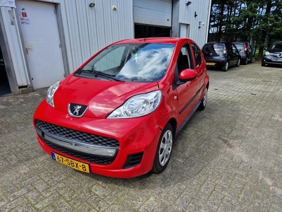 Peugeot 107 1.0-12V XS 5DRS