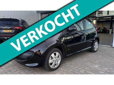 Peugeot 107 1.0-12V XS automaat 5-deurs elektrische pakket