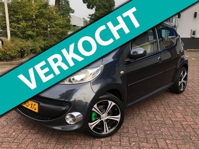 Peugeot 107 1.0-12V XS /PDC/AIRCO/E-RAMEN/SPORTLOOK/RIJDT