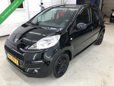 Peugeot 107 1.0 Access Accent met nieuw APK